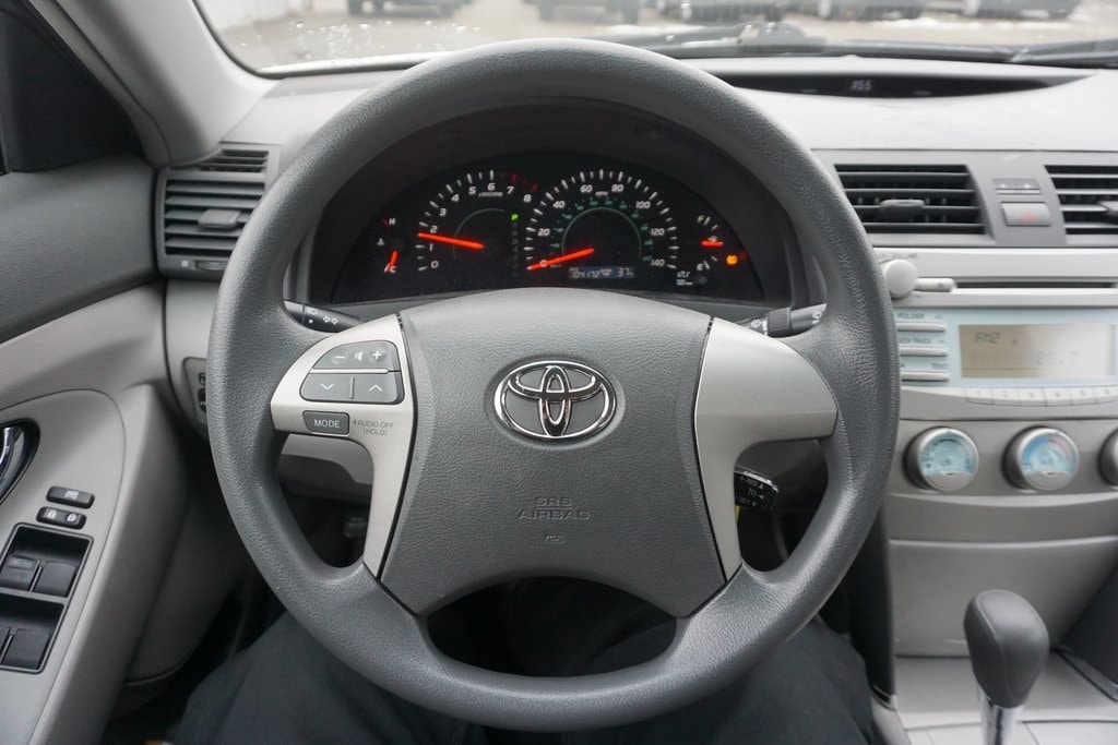 Used 2009 Toyota Camry LE Sedan