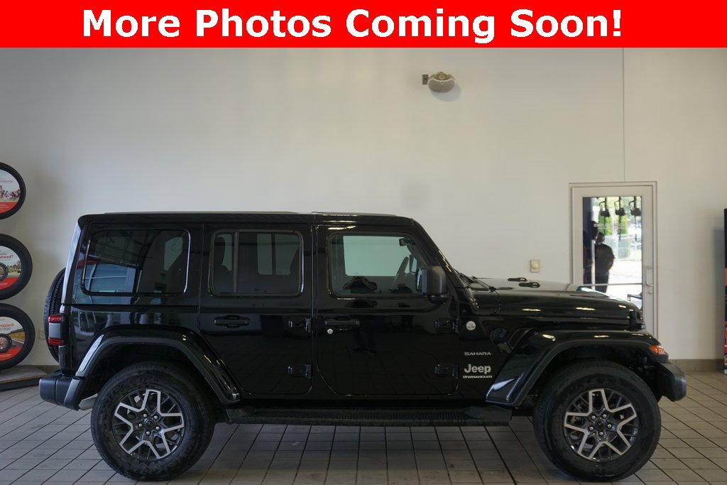 2024 Jeep Wrangler Sahara photo 2