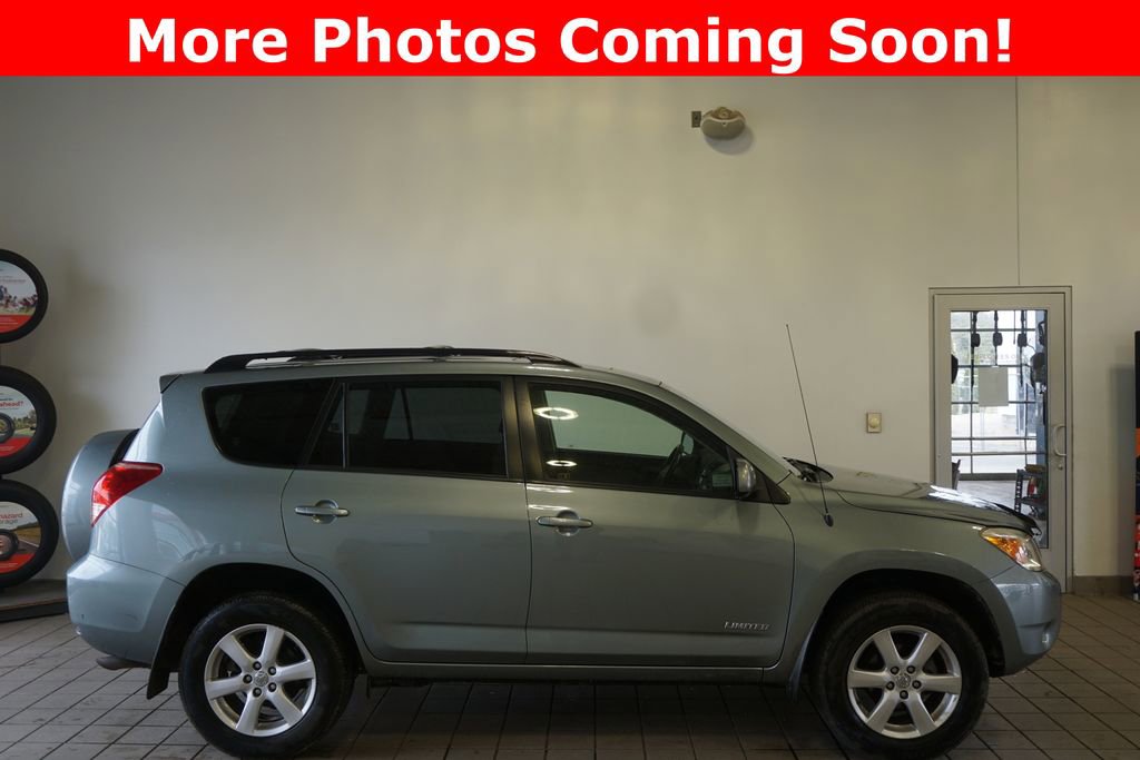 Used 2008 Toyota RAV4 Limited with VIN JTMBD31V685172735 for sale in Springfield, MI