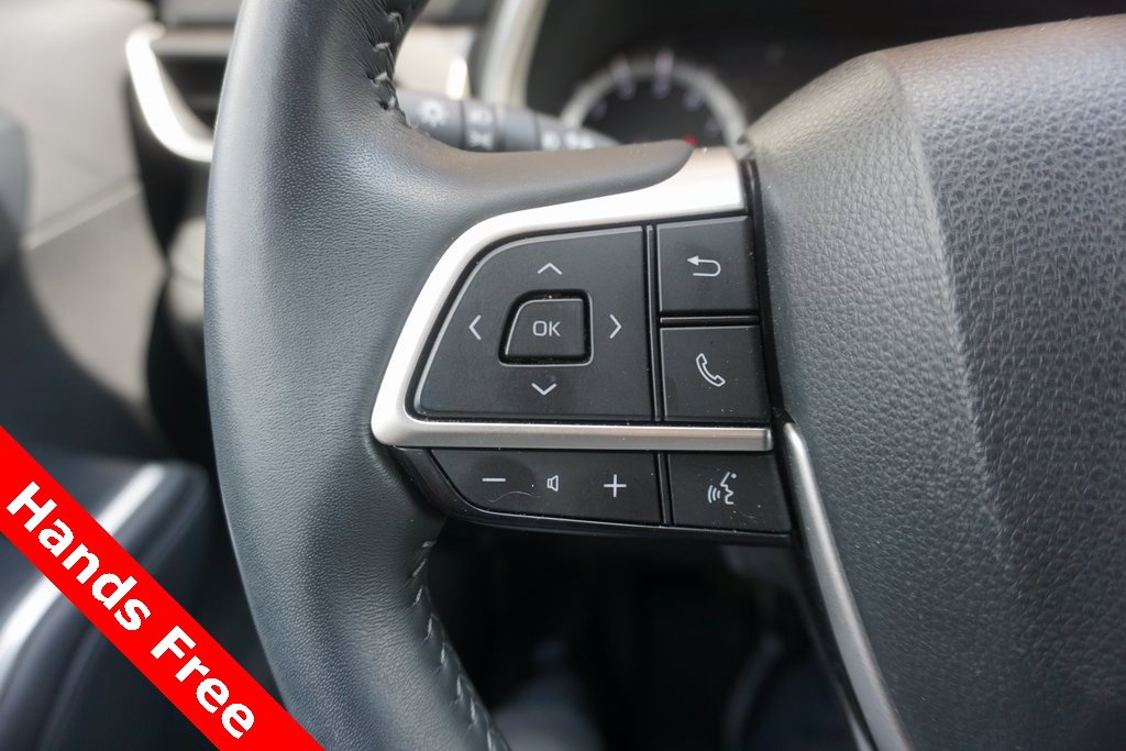 2022 Toyota Highlander XLE photo 4