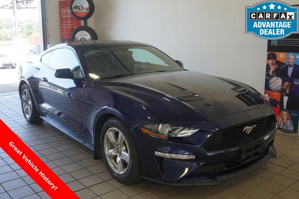 2018 Ford Mustang EcoBoost Coupe's photo