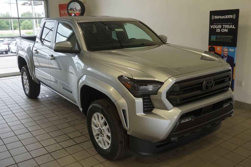 New 2026 Toyota Tacoma SR5 4X4 DOUBLE CAB