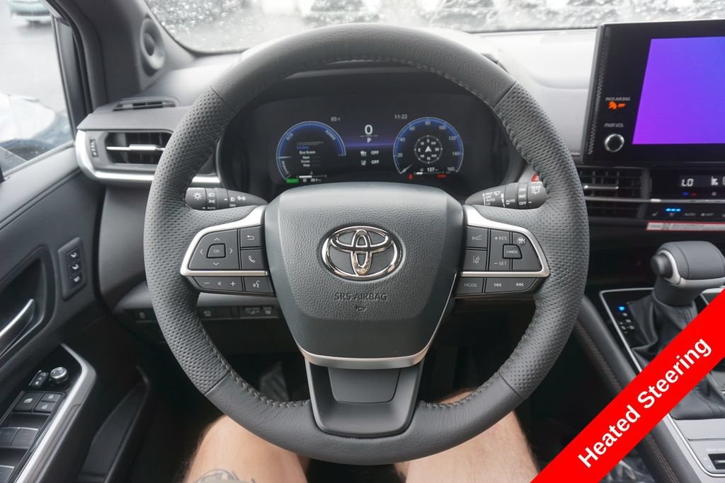 New 2026 Toyota Sienna Platinum 7 PASSENGER