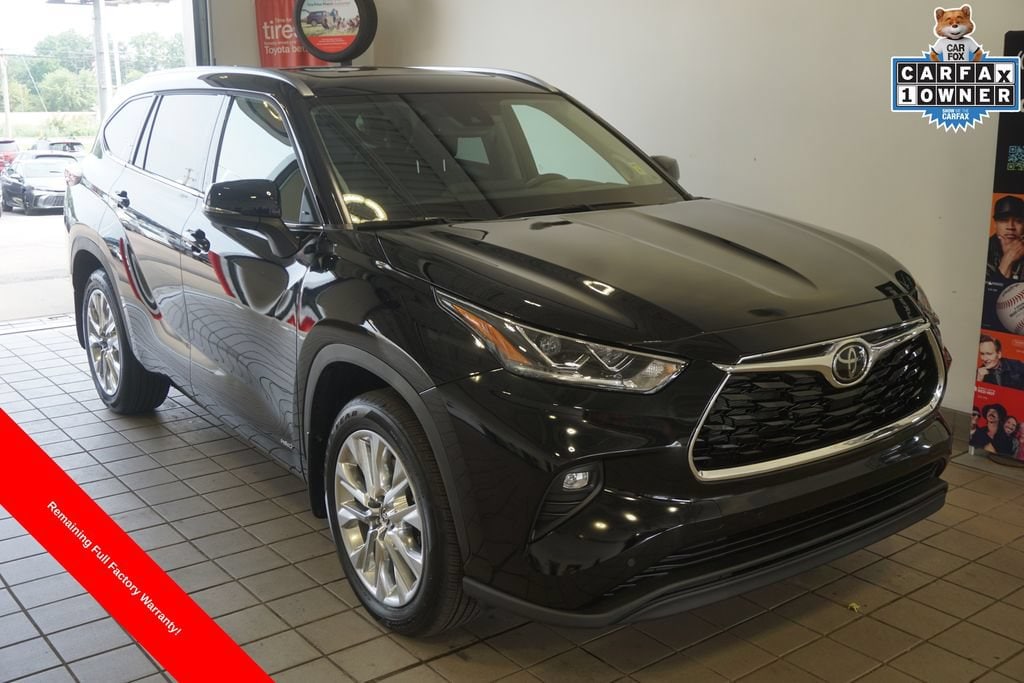 Used 2025 Toyota Highlander Hybrid Limited SUV