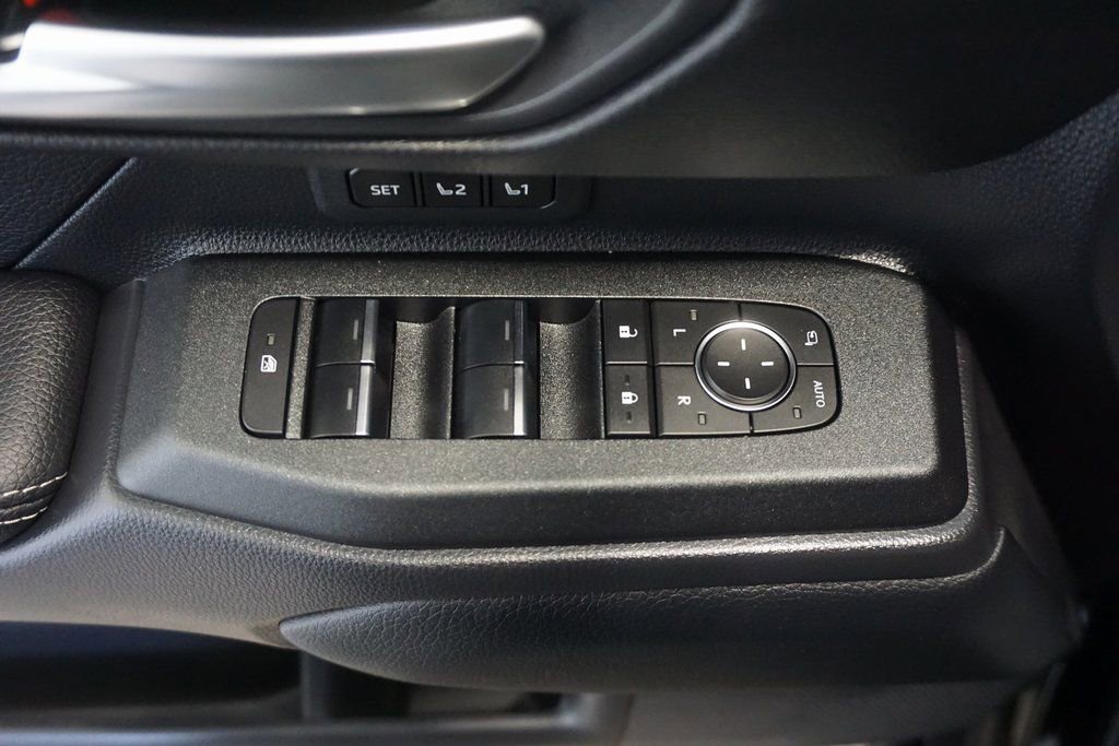 2024 Toyota Land Cruiser First Edition - Photo 6