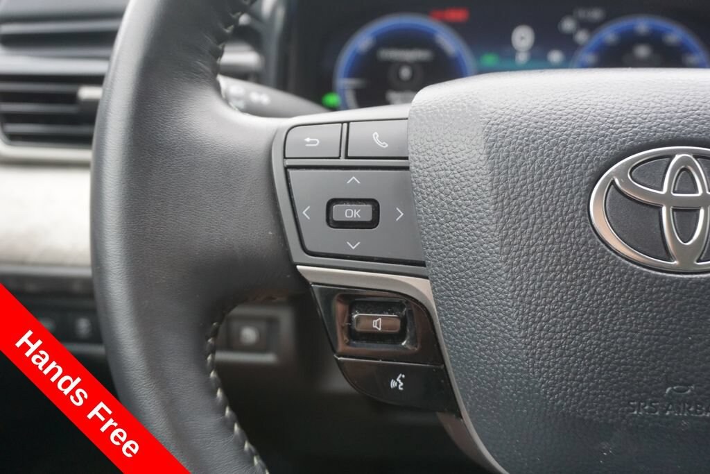 Used 2025 Toyota Camry SE Sedan