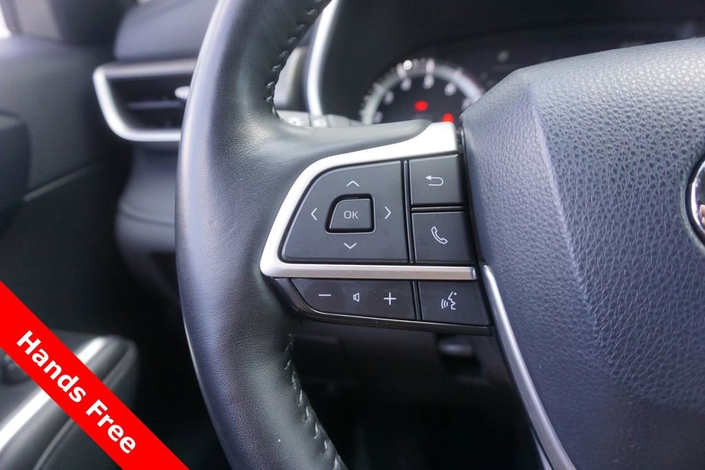 Used 2023 Toyota Highlander XLE SUV