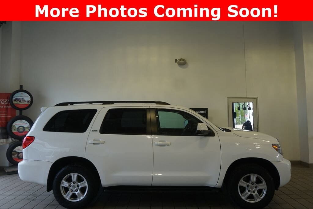Used 2017 Toyota Sequoia SR5 w/FFV SUV