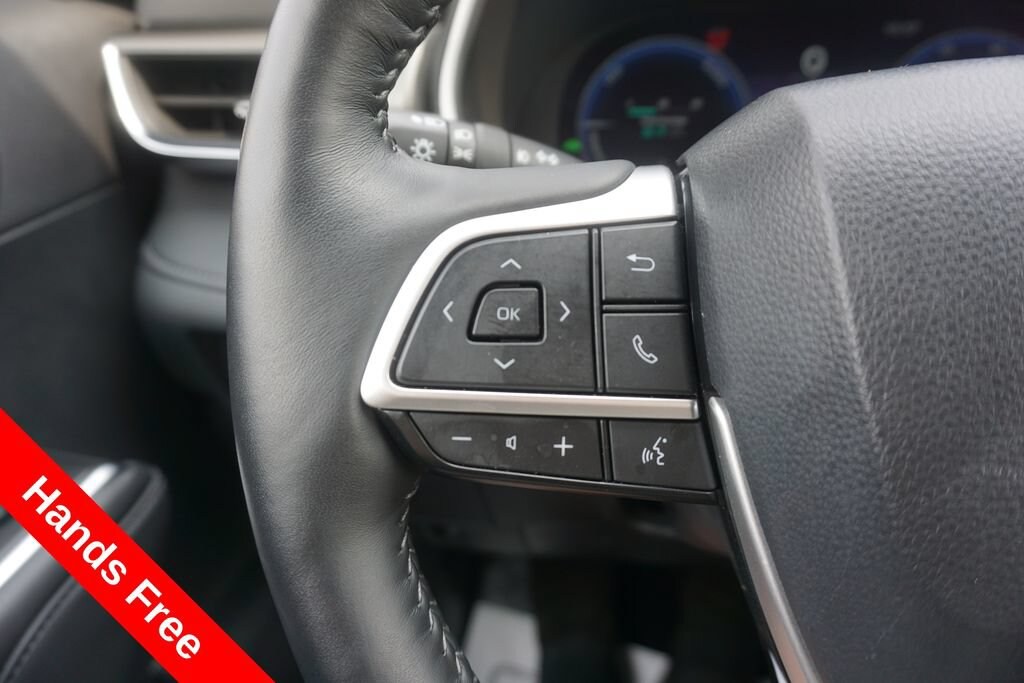 Used 2025 Toyota Highlander Hybrid Limited SUV