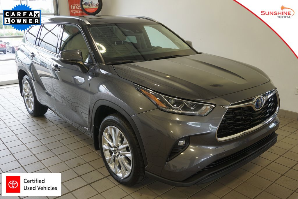 2024 Toyota Highlander Hybrid SUV 