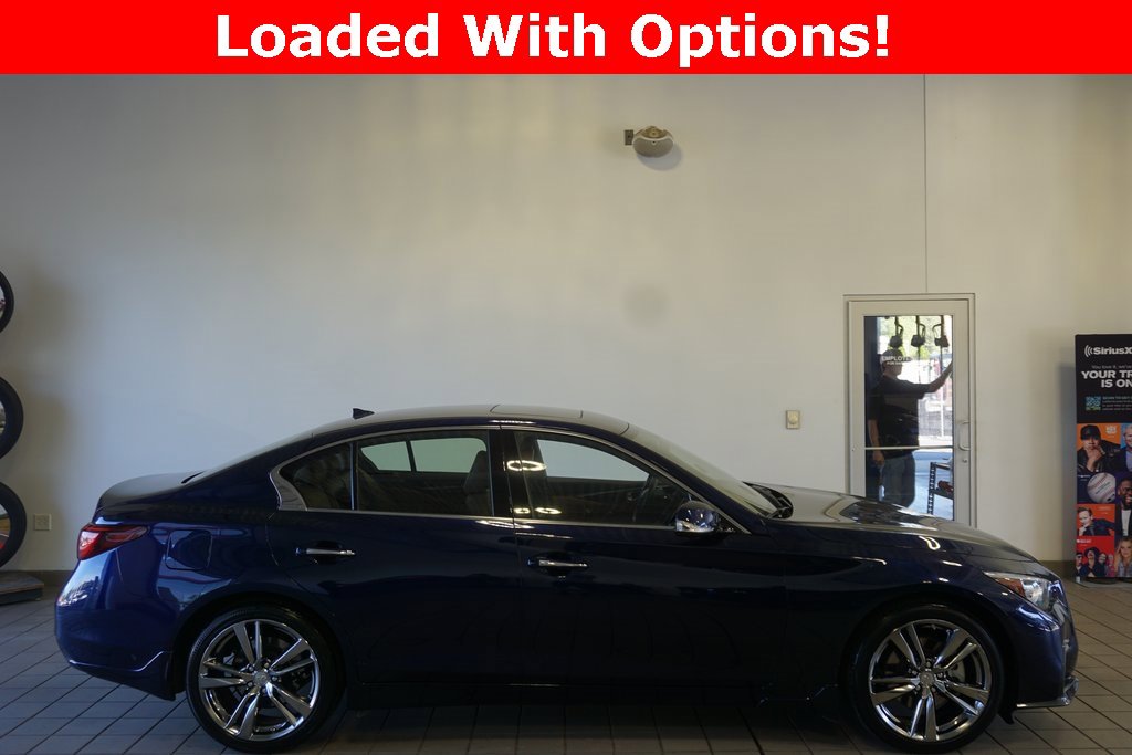2021 Infiniti Q50 3.0t Signature Edition photo 2
