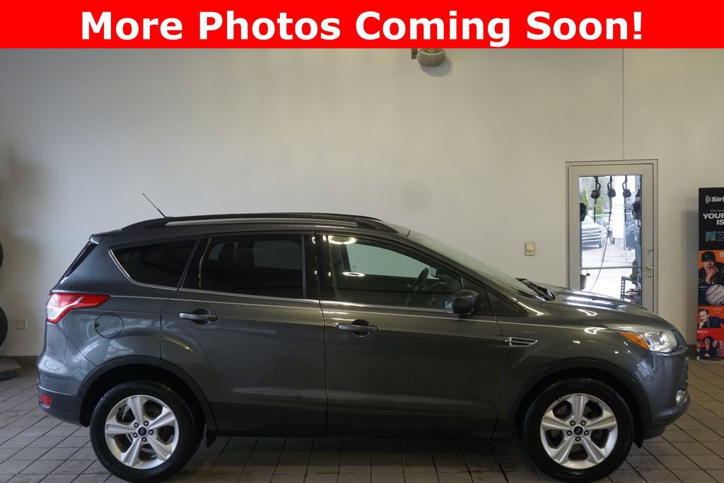 Used 2016 Ford Escape SE with VIN 1FMCU0GX0GUC24551 for sale in Springfield, MI