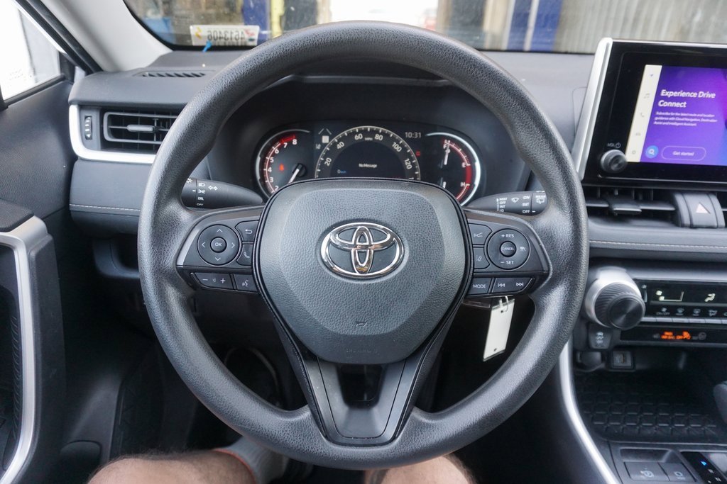 2024 Toyota RAV4 LE photo 3
