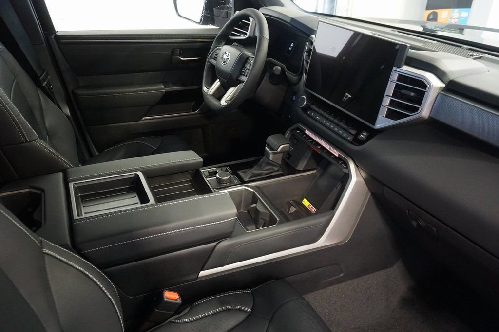 2026 Toyota Tundra Limited - Photo 27