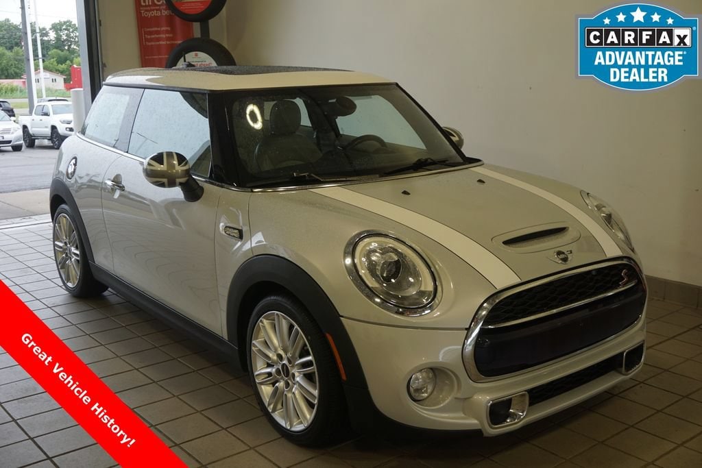 2017 MINI Cooper S's photo