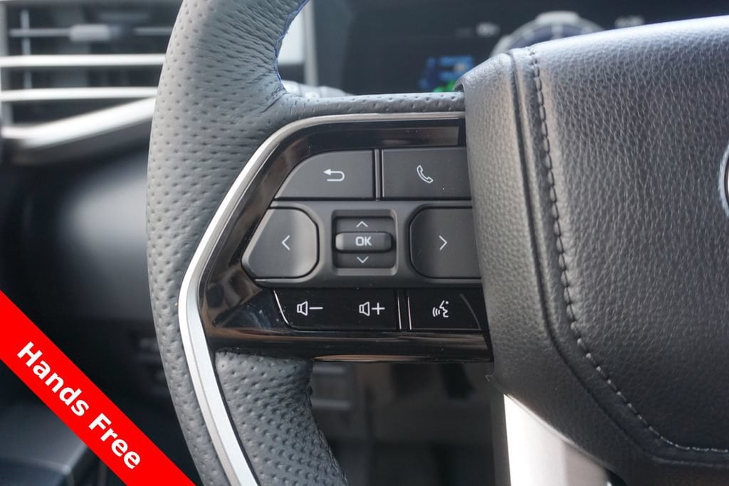 New 2026 Toyota Tundra Platinum PLATINUM CREWMAX 5.5
