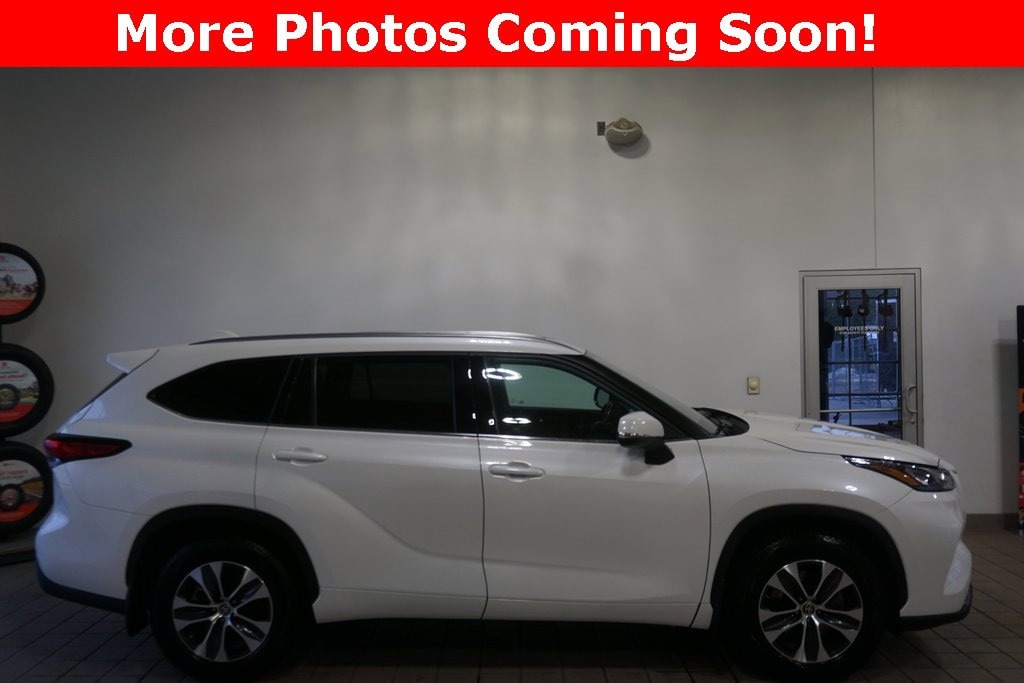 Used 2020 Toyota Highlander XLE SUV