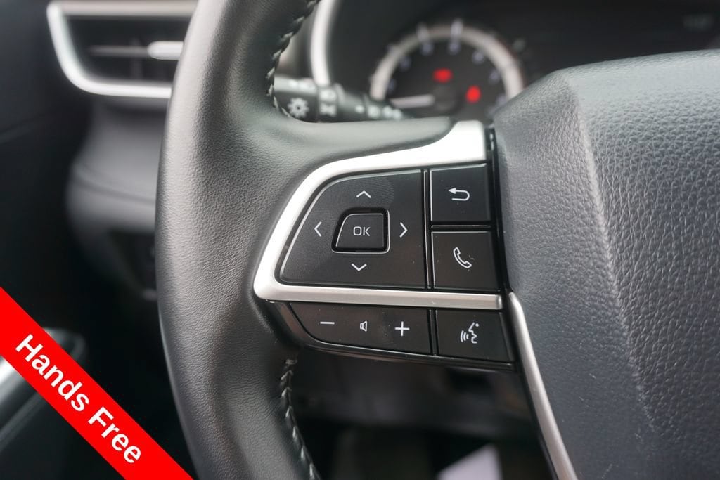 Certified 2025 Toyota Highlander XLE SUV
