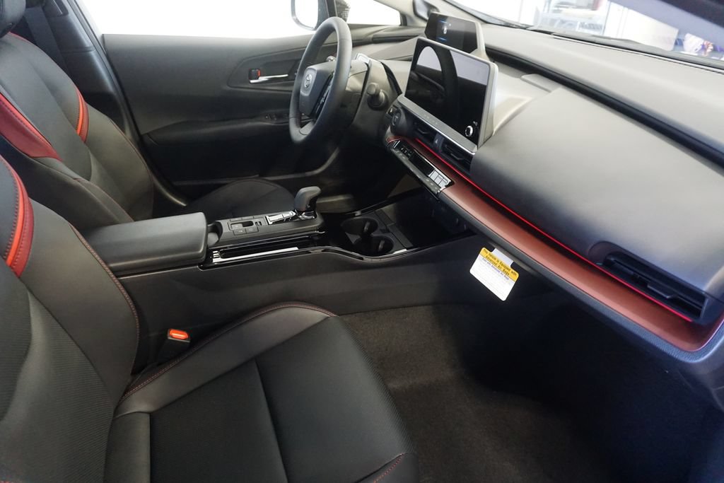 2026 Toyota Prius Plug-in Hybrid XSE Premium - Photo 27