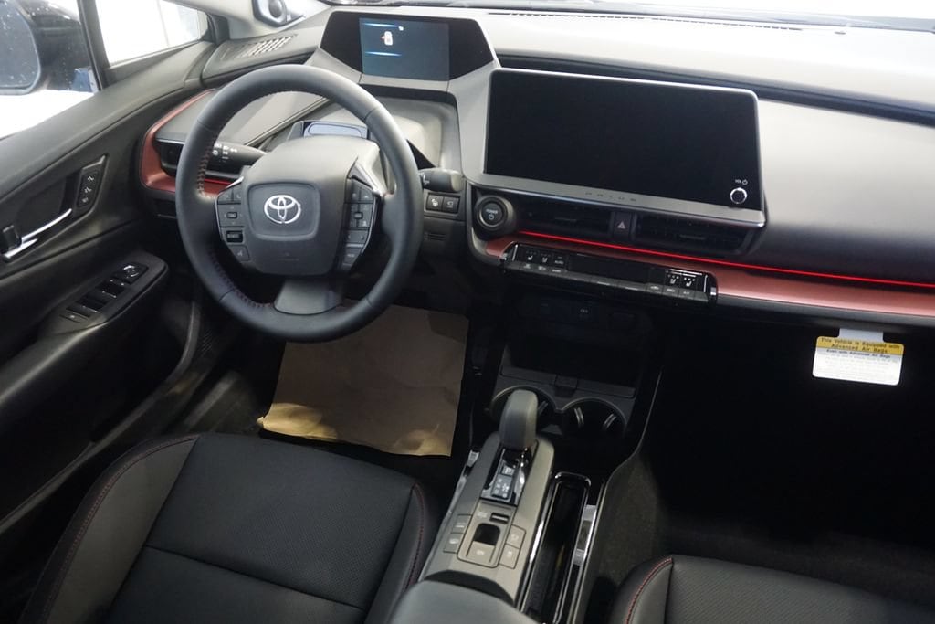 2026 Toyota Prius Plug-in Hybrid XSE Premium - Photo 30