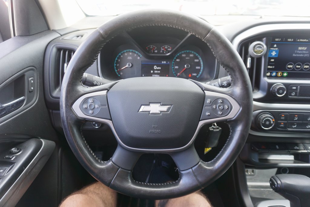 2019 Chevrolet Colorado LT photo 3