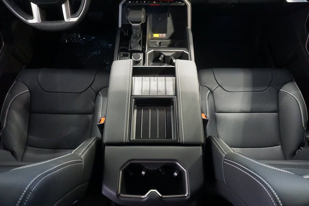 2026 Toyota Tundra Limited - Photo 31