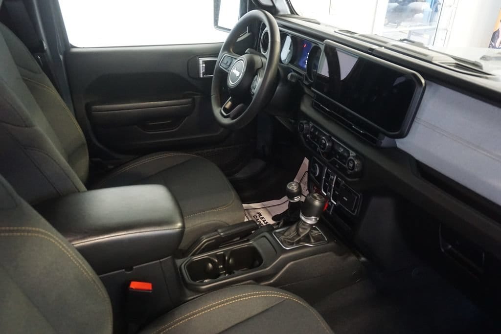 2024 Jeep Wrangler 4xe Willys 4XE - Photo 24