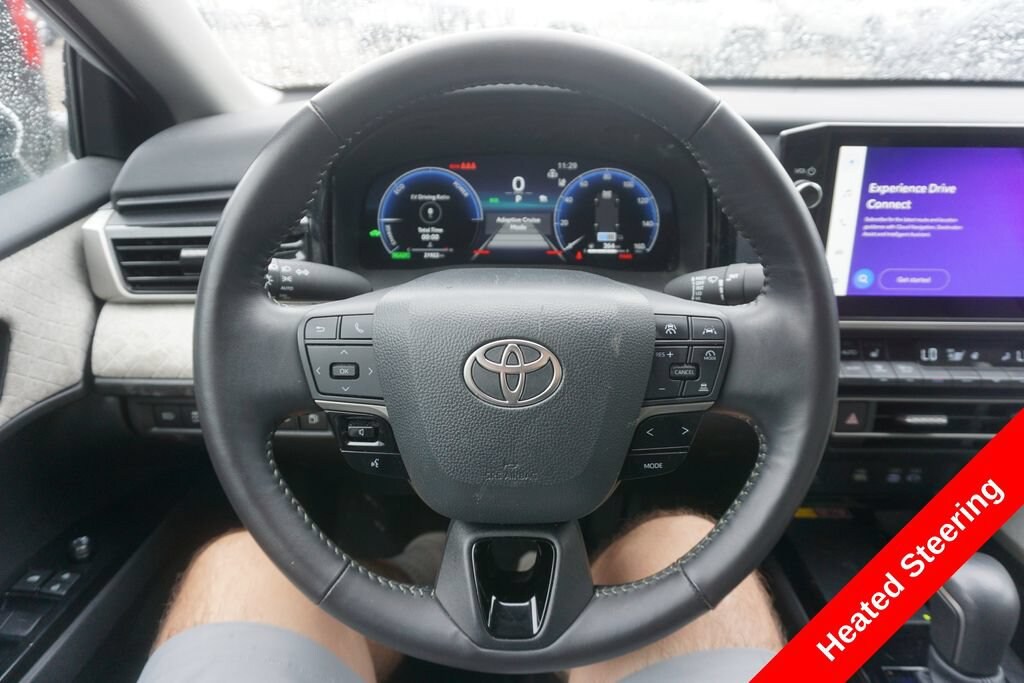 Used 2025 Toyota Camry SE Sedan