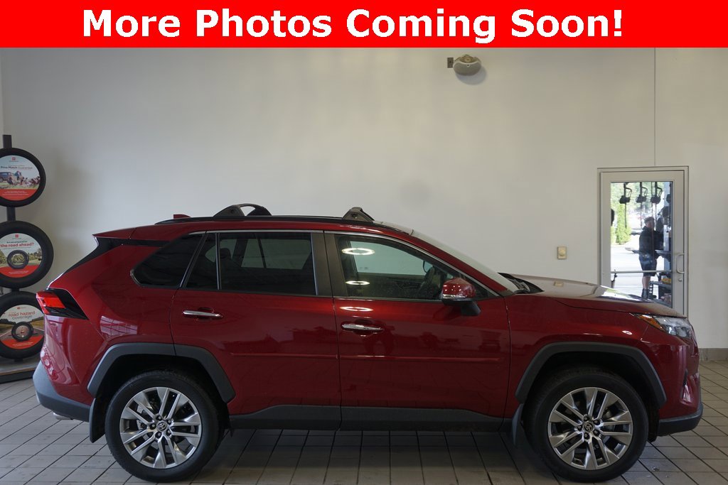Used 2022 Toyota RAV4 Limited with VIN 2T3N1RFV2NW309854 for sale in Kansas City