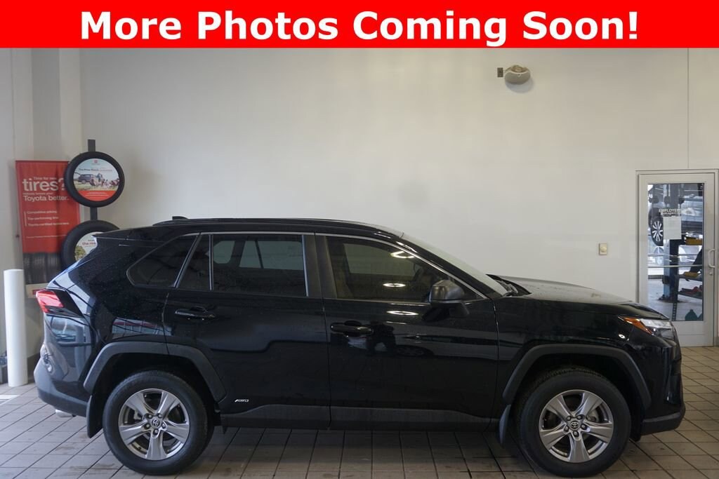 Used 2025 Toyota RAV4 Hybrid LE SUV