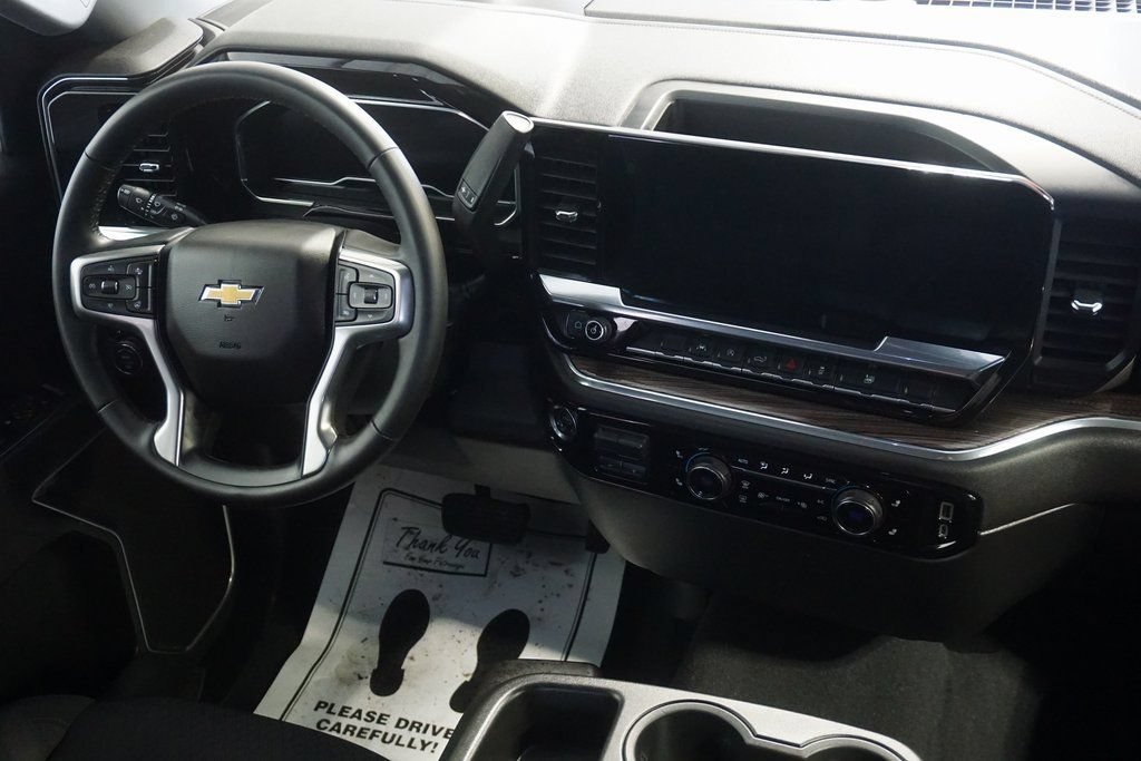 2025 Chevrolet Silverado 1500 LT - Photo 29