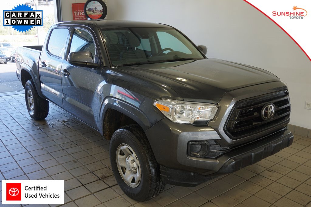 2023 Toyota Tacoma SR's photo