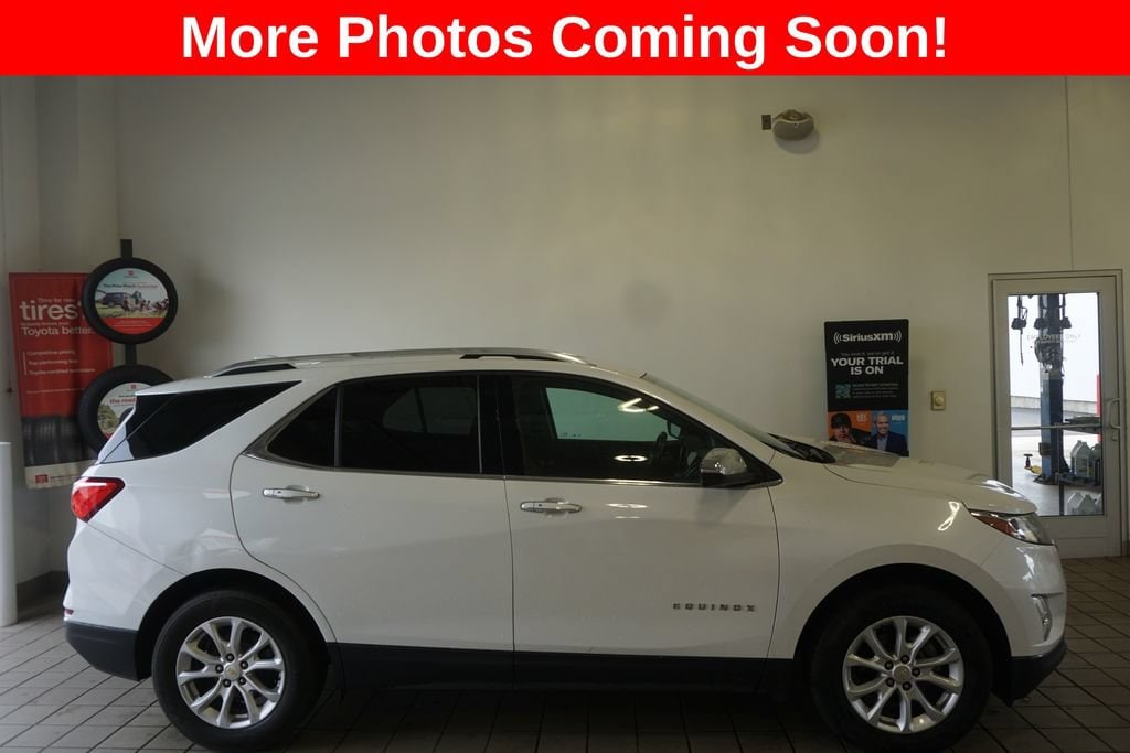 Used 2018 Chevrolet Equinox Premier with VIN 2GNAXVEV8J6328459 for sale in Springfield, MI
