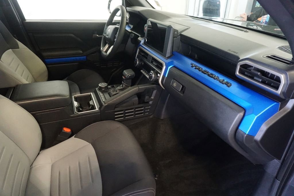 2025 Toyota Tacoma TRD Off Road - Photo 23
