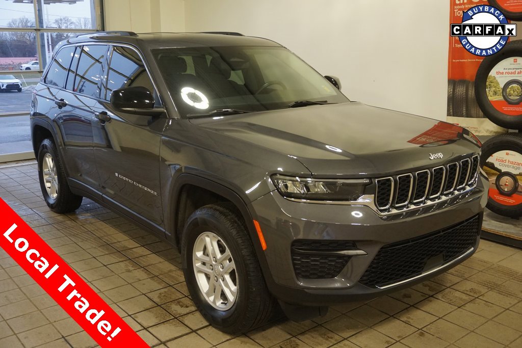 2022 Jeep Grand Cherokee Laredo's photo