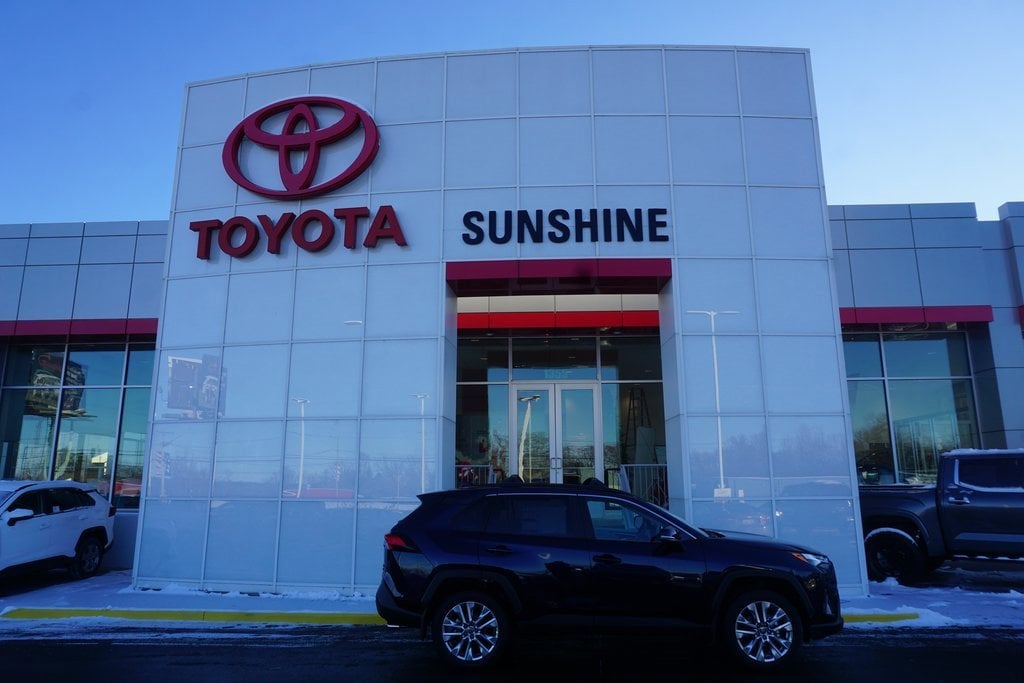 2025 Toyota RAV4 XLE Premium's photo