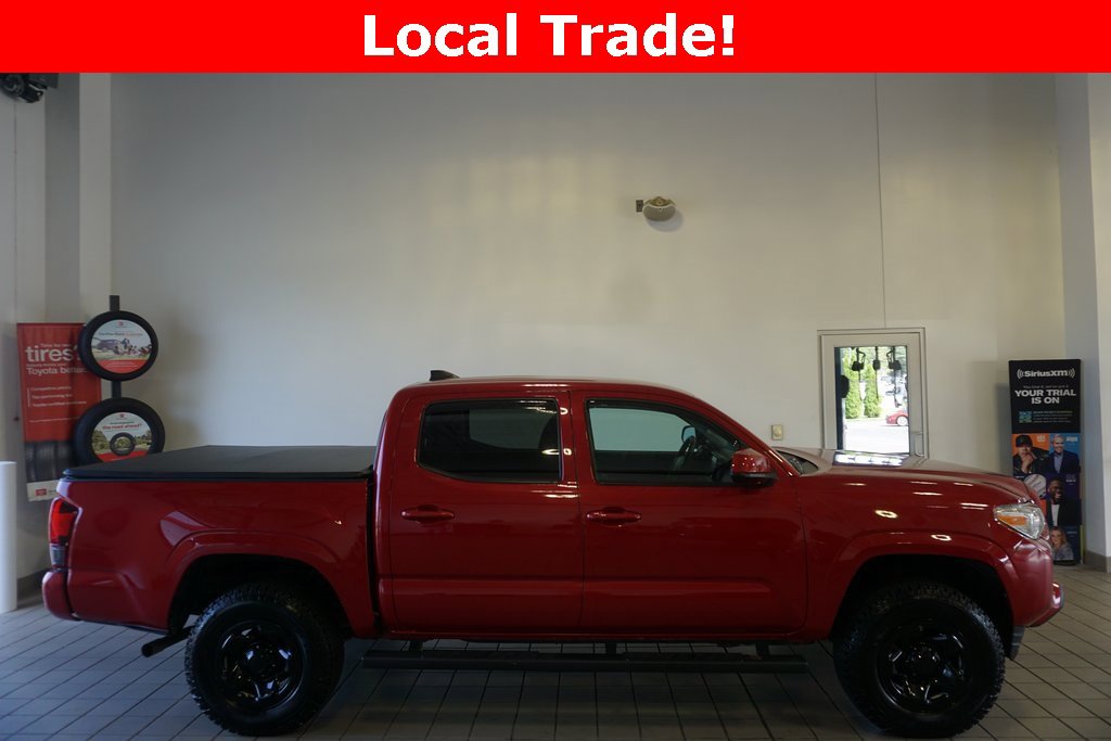 2020 Toyota Tacoma SR V6 photo 2
