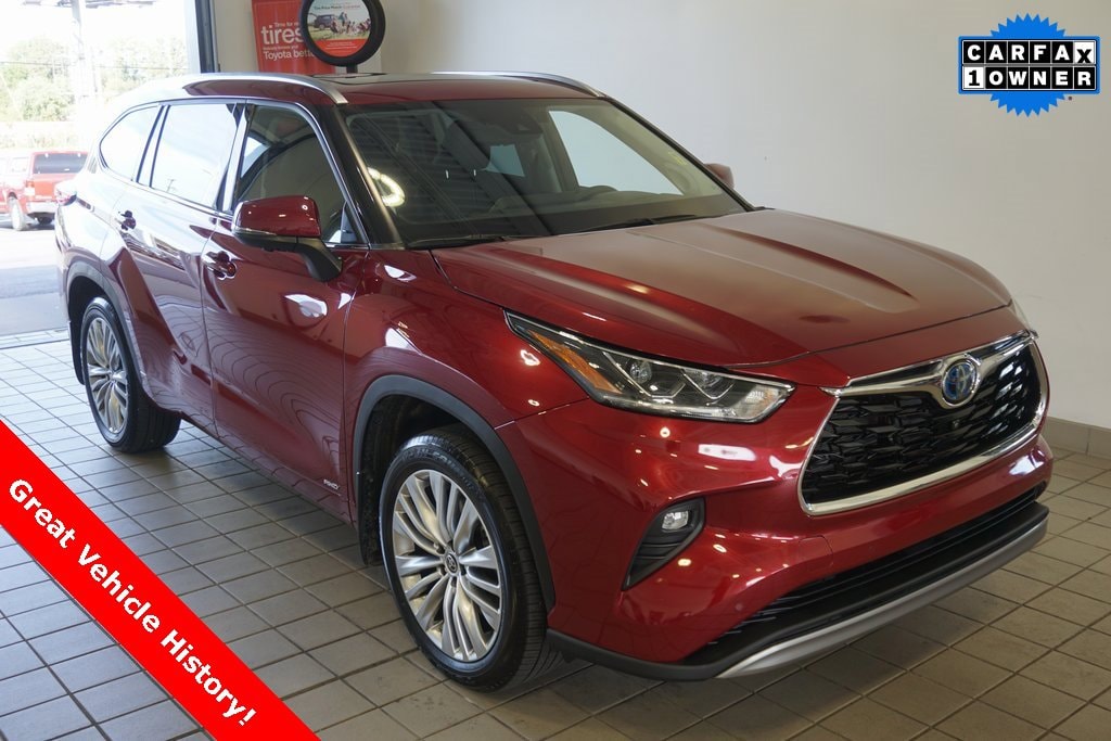 Used 2023 Toyota Highlander Hybrid Platinum SUV