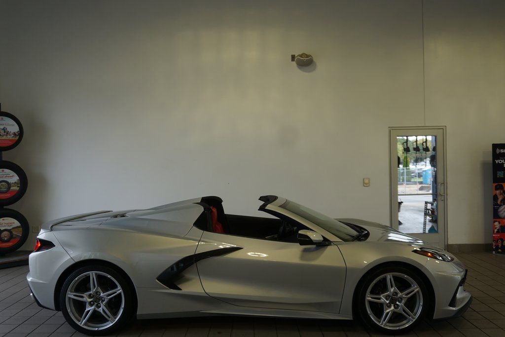 2024 Chevrolet Corvette 1LT - Photo 13