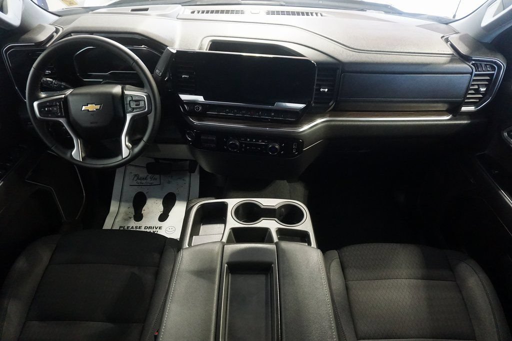 2025 Chevrolet Silverado 1500 LT - Photo 28