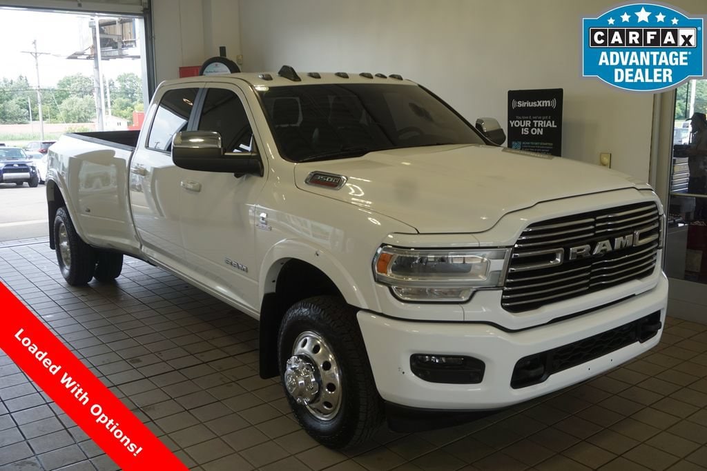 2019 RAM 3500 Laramie 4X4 Crew Cab LWB's photo
