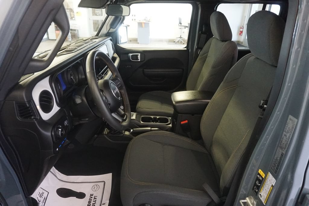 2024 Jeep Wrangler 4xe Willys 4XE - Photo 18