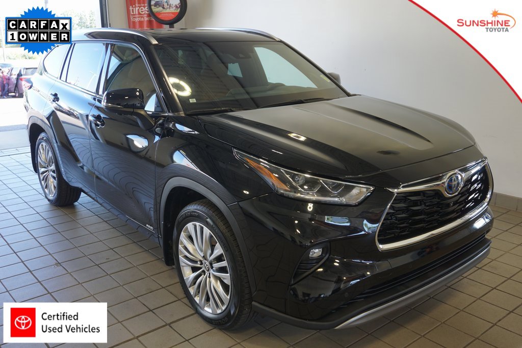 2023 Toyota Highlander Hybrid SUV 