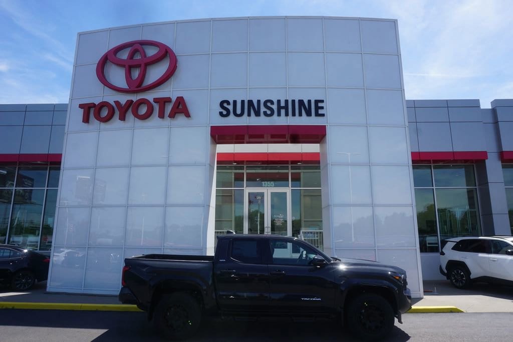New 2026 Toyota Tacoma SR5 4X4 DOUBLE CAB
