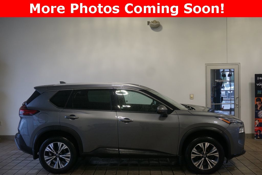 Used 2021 Nissan Rogue SV with VIN 5N1AT3BB8MC843357 for sale in Springfield, MI