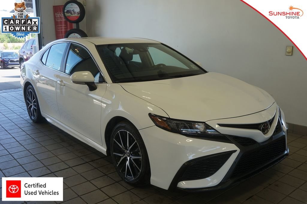 2023 Toyota Camry Sedan 