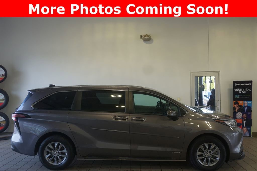 Certified 2021 Toyota Sienna LE 8 Passenger Van
