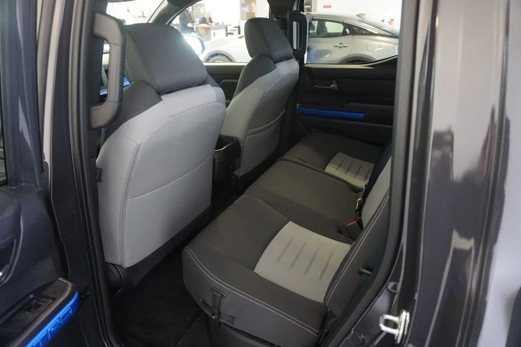 2025 Toyota Tacoma TRD Off Road - Photo 19