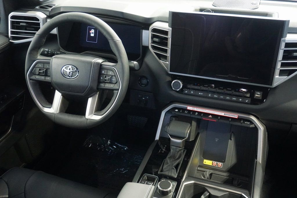 2026 Toyota Tundra Limited - Photo 30