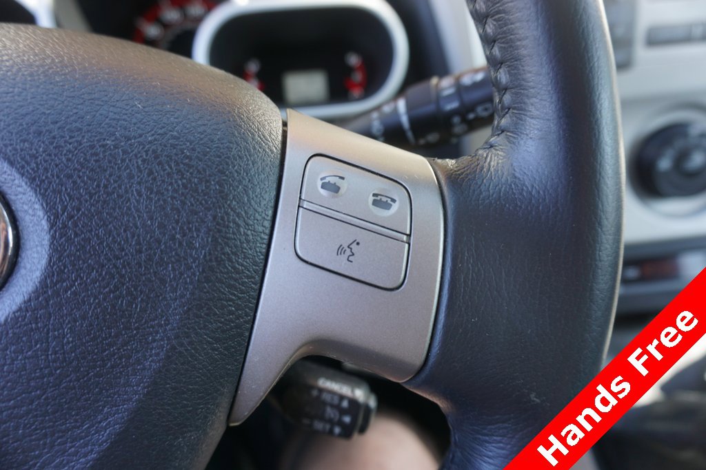 2009 Toyota Corolla Matrix L 4WD photo 4
